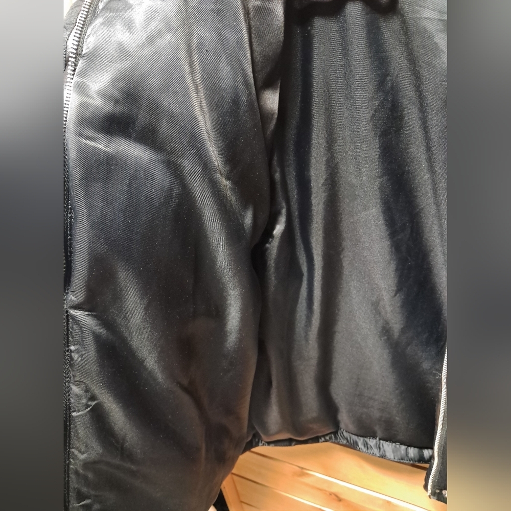 Abercrombie & Fitch Vegan Leather Mini Puffer Jacket Size M - Picture 7 of 9